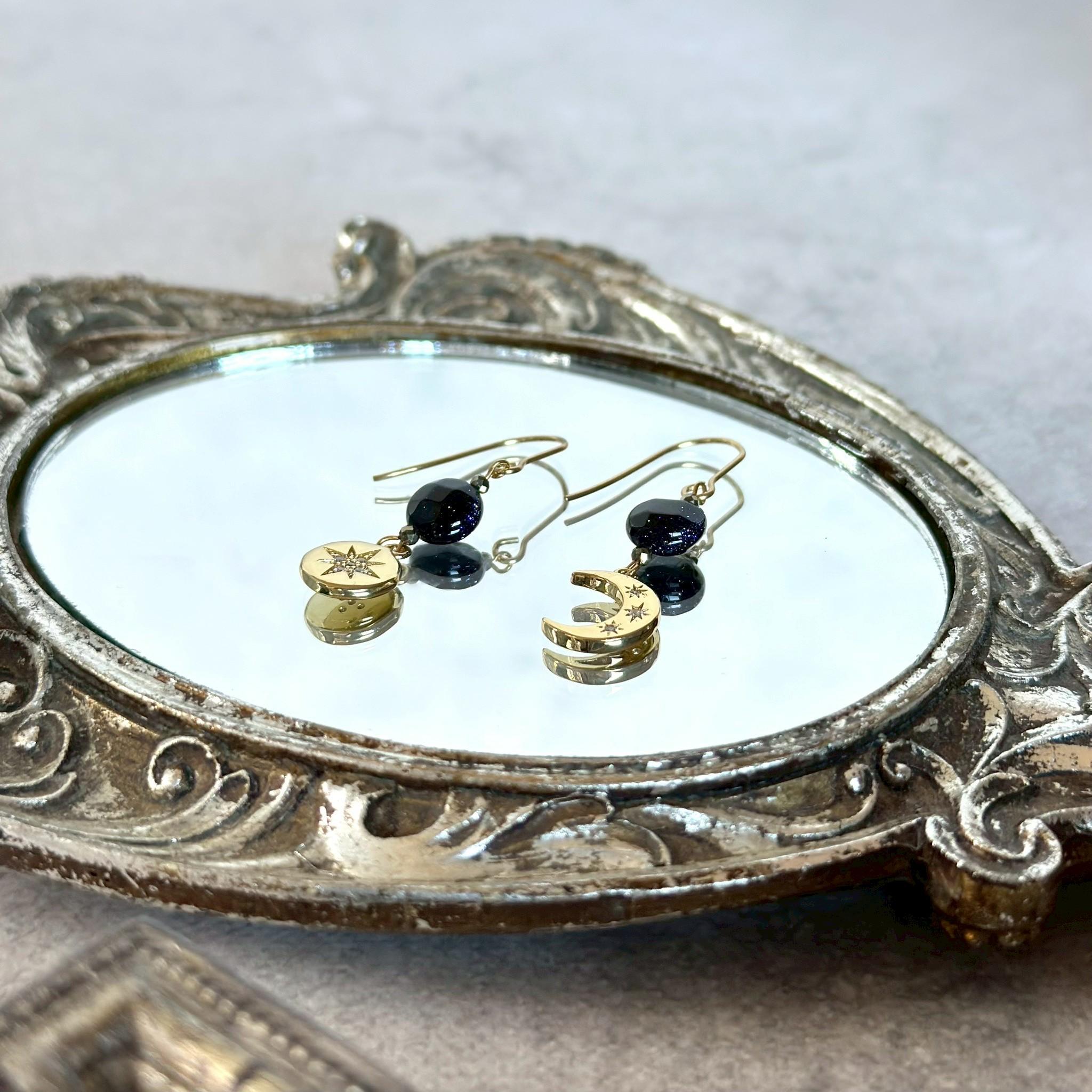 月と星の夜空ピアス◇サージカルステンレスピアスフック使用◇14kgf・イヤリングに変更可能◇クリックポスト送料無料