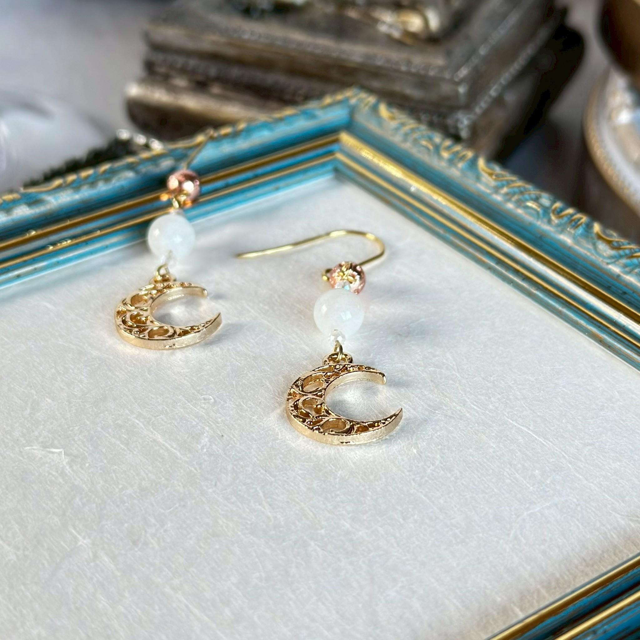 ピンクな月夜ピアス◇サージカルステンレスピアスフック使用◇14kgf・イヤリングに変更可能◇クリックポスト送料無料